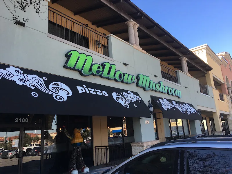 Mellow Mushroom San Antonio — vegan restaurant in San Antonio