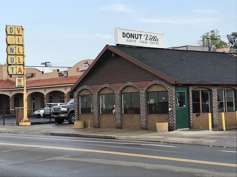 Donut Villa — delivery restaurant in Detroit