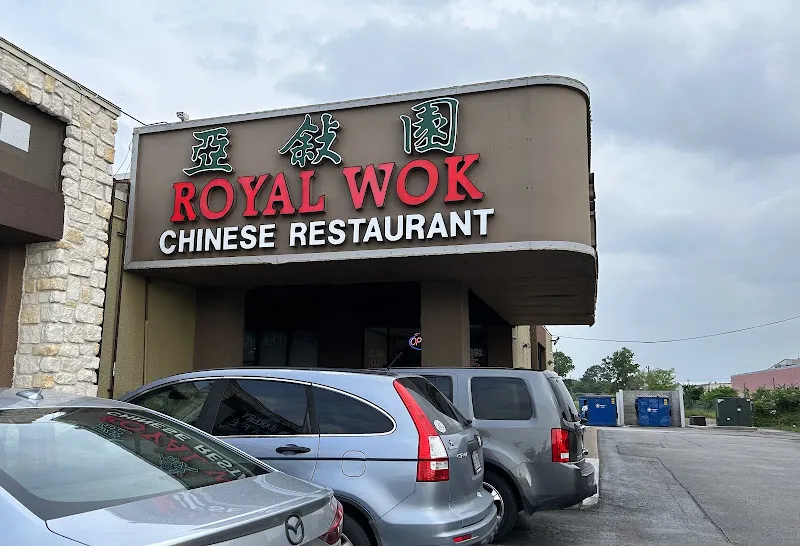 Royal Wok Chinese Restaurant — chinese restaurant in Dallas
