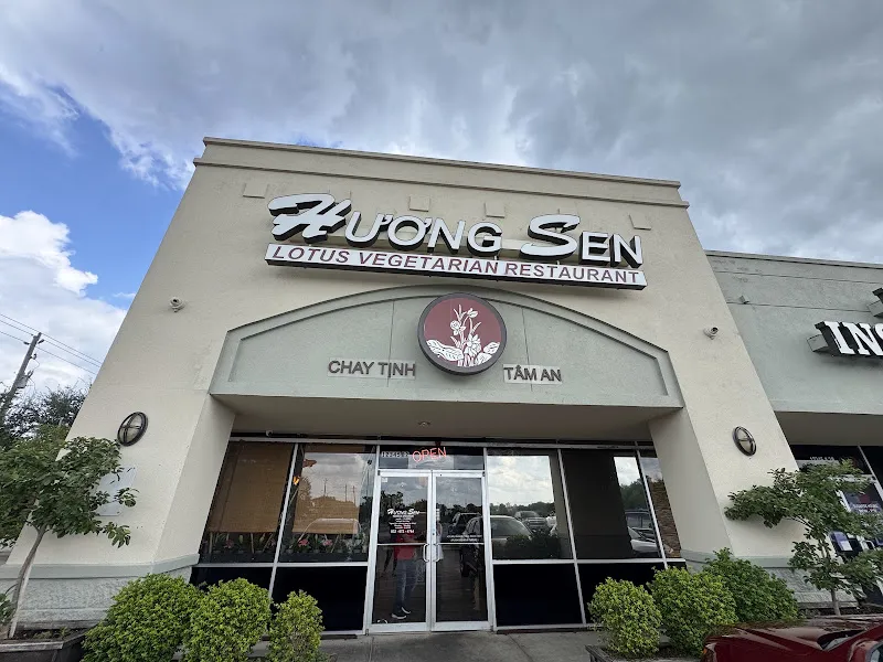 Huong Sen — vegetarian restaurant in Houston