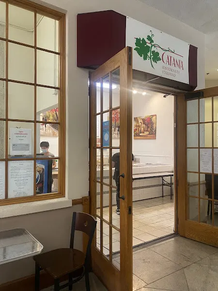 Catania Ristorante Italiano - Pioneer Plaza — pizza restaurant in Honolulu