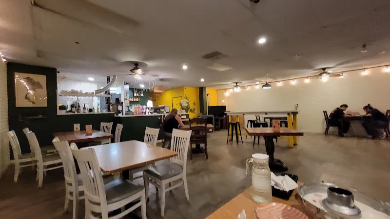 La Moon Thai Eatery — thai restaurant in San Diego