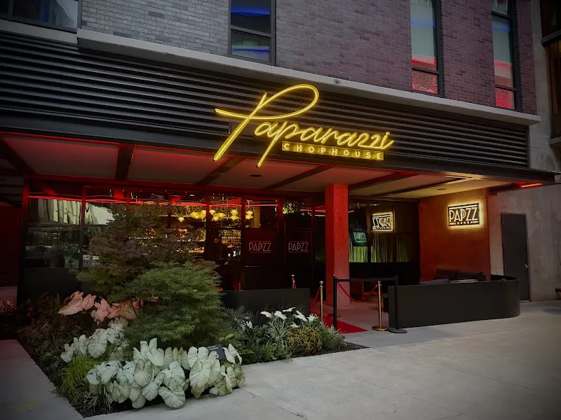 Paparazzi Chophouse — steak restaurant in Dallas