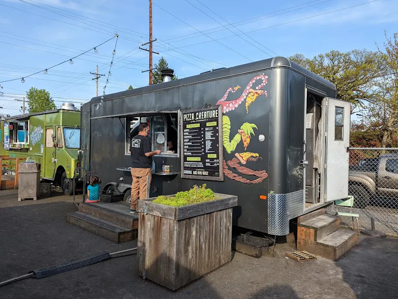 Pizza Creature — dog-friendly restaurant in Portland