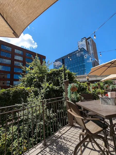 Bricksworth Beer Co. — dog-friendly restaurant in Minneapolis