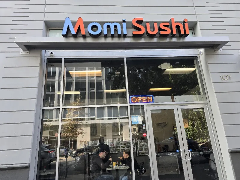 Momi Sushi — sushi restaurant in Los Angeles