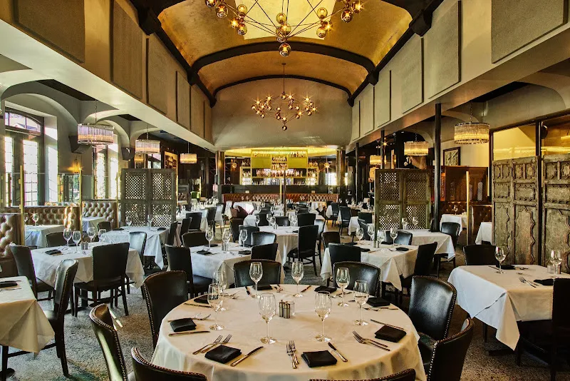Al Biernat's Oak Lawn — dog-friendly restaurant in Dallas