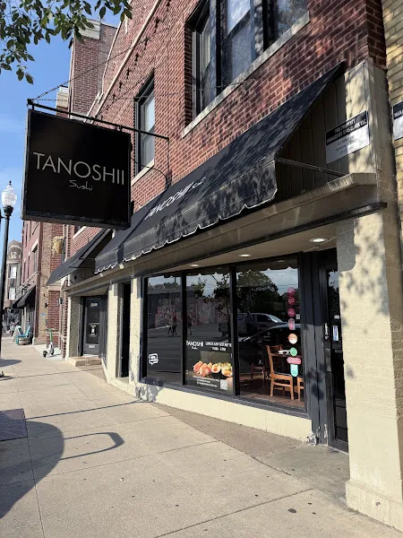 Tanoshii Andersonville — sushi restaurant in Chicago