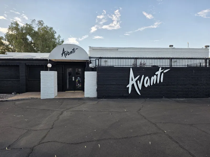 Avanti Restaurant — italian restaurant in Phoenix