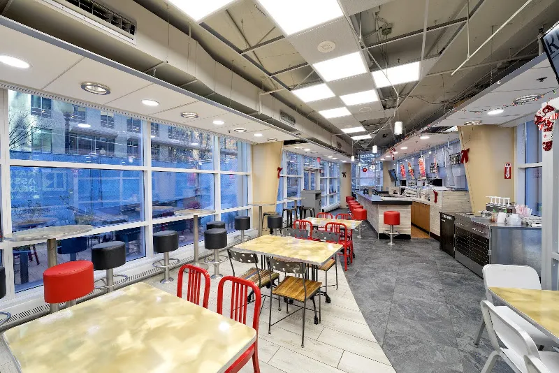 Z Burger (Capitol Hill) — dog-friendly restaurant in Washington DC