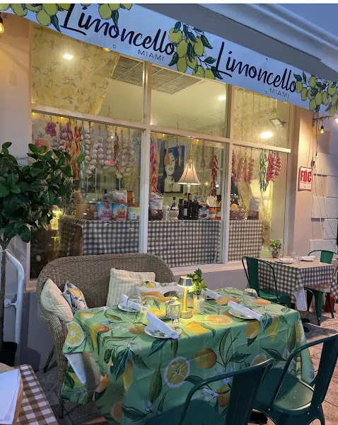 Limoncello Miami - Best italian restaurant Miami Beach — pizza restaurant in Miami