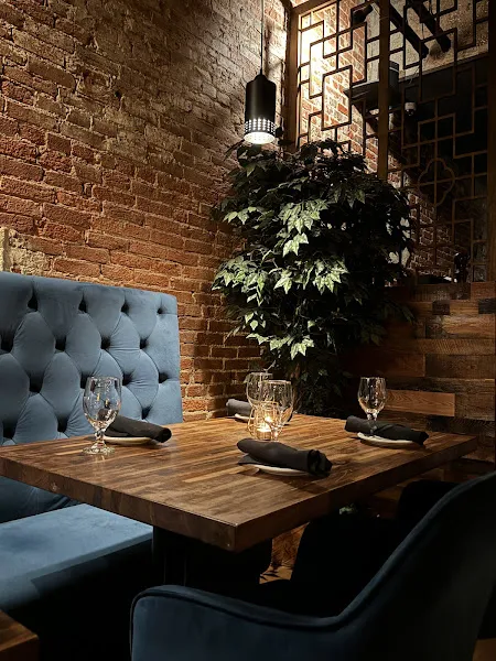 Sura Indian Bistro — indian restaurant in Philadelphia
