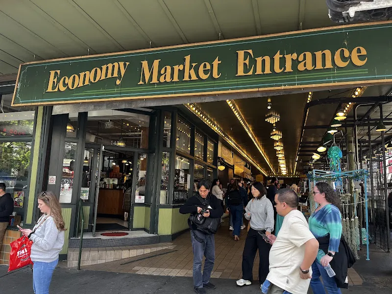 DeLaurenti Food & Wine — italian restaurant in Seattle