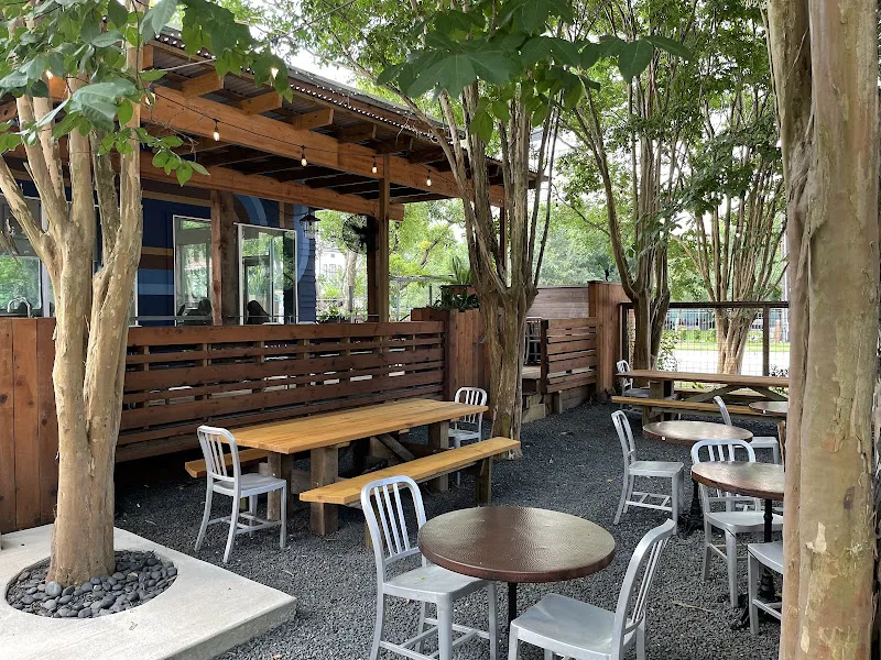 Mo' Brunch + Brews — vegan restaurants in Houston