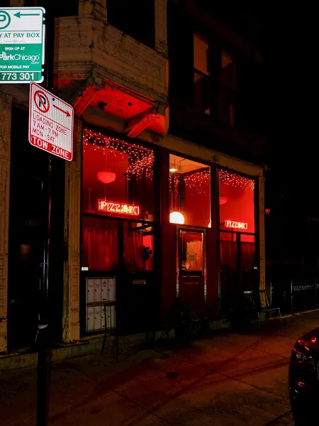 PIZZ'AMICI — pizza restaurant in Chicago