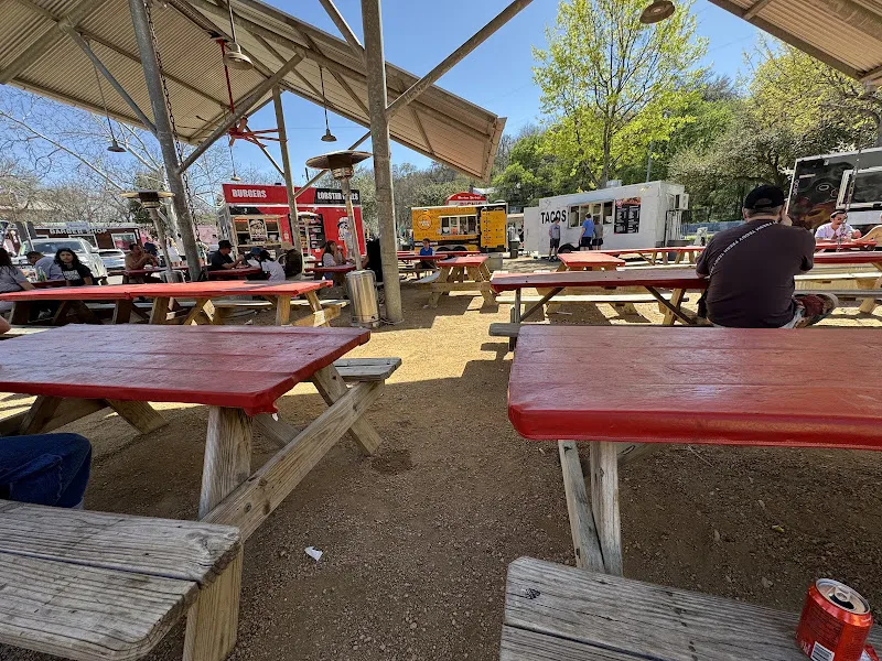 Peteâs Cajun Seafood Austin — dog-friendly restaurant in Austin