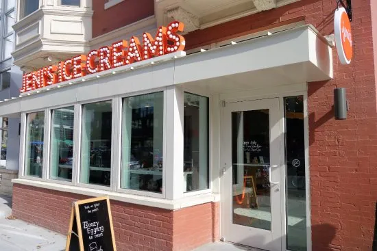 Jeni's Splendid Ice Creams — takeout restaurant in Chicago