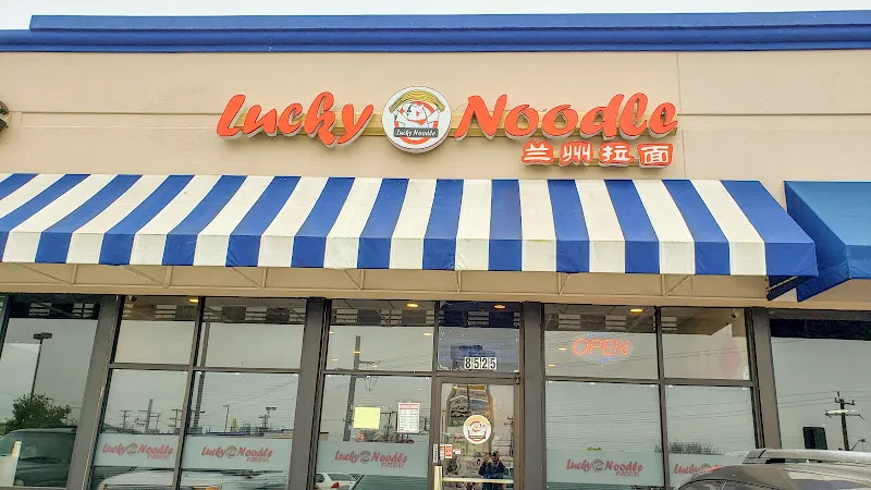 Lucky Noodle House — chinese restaurant in San Antonio