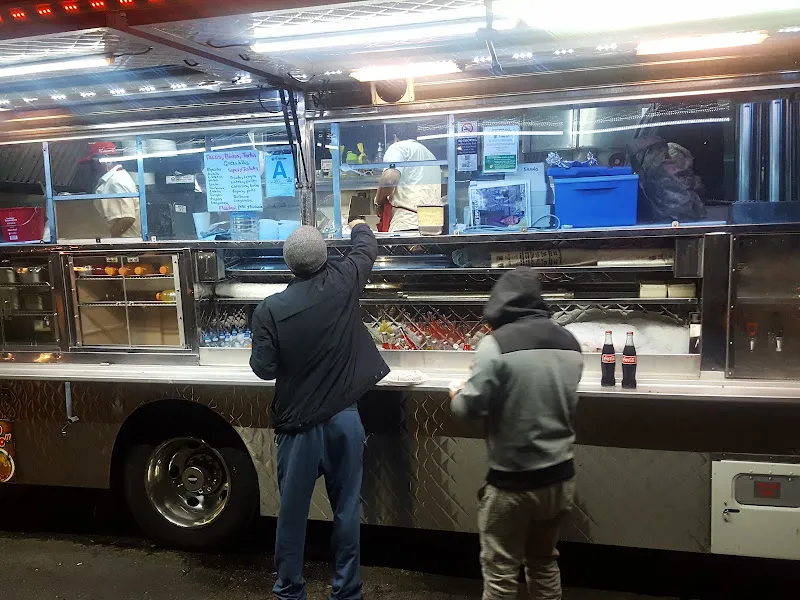 El Matador Taco Truck — tacos restaurant in Los Angeles