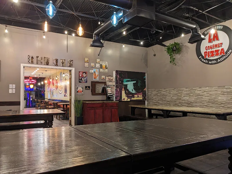 LA Gourmet Pizza — pizza restaurant in Dallas