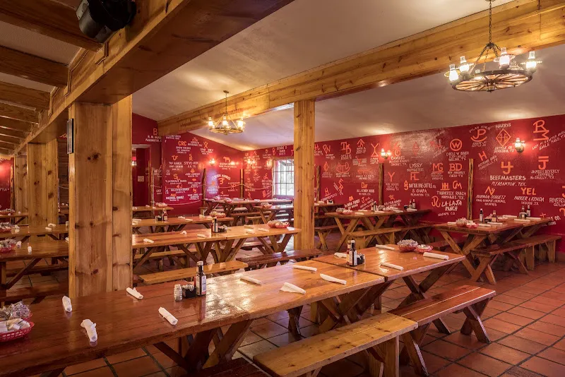 Little Red Barn Steak House — steak restaurant in San Antonio