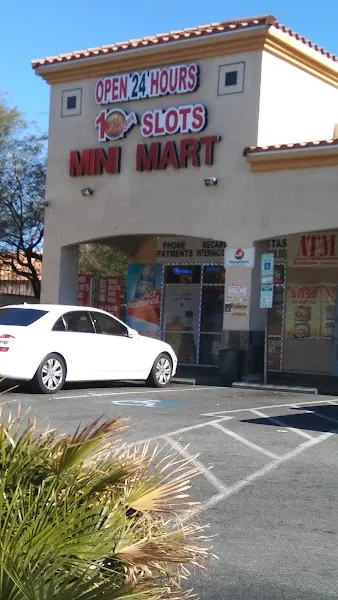 MR Mini Mart&Wings — burger restaurant in Las Vegas