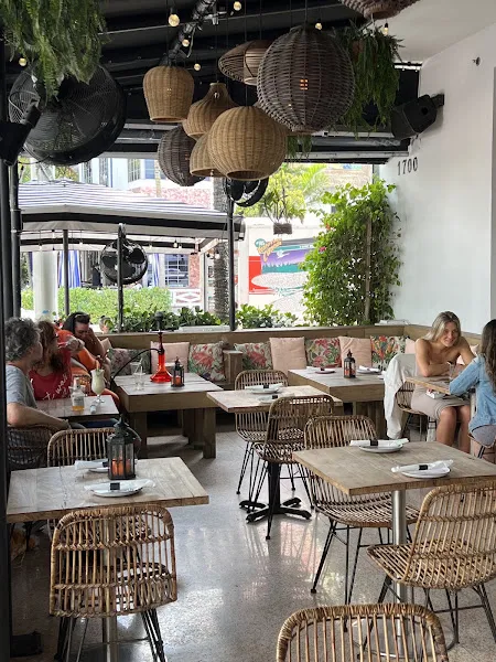 Wilde on the Porch — breakfast spots in Miami
