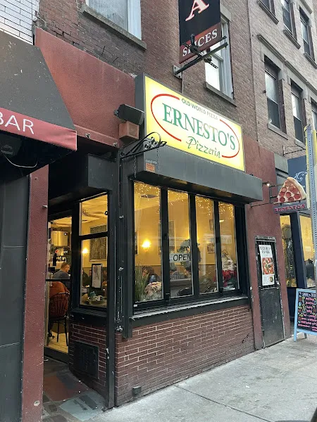 Ernesto's Pizza — pizza restaurant in Boston