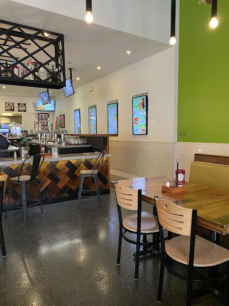 Liberty Burger — burger restaurant in Dallas