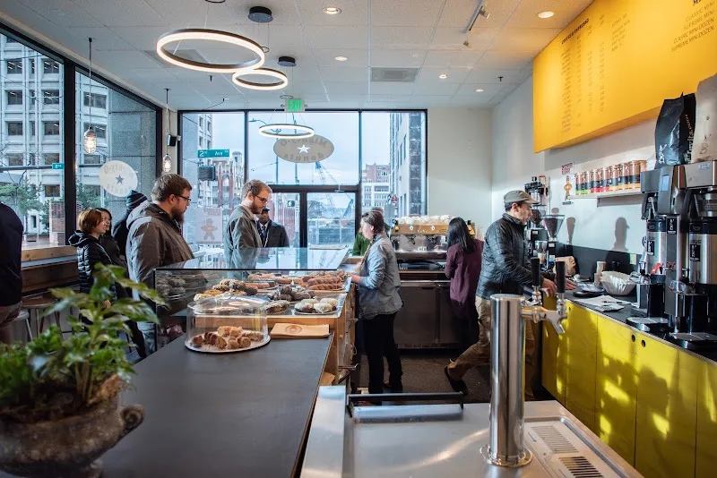 Mighty-O Donuts: 2nd & Madison — vegetarian restaurant in Seattle