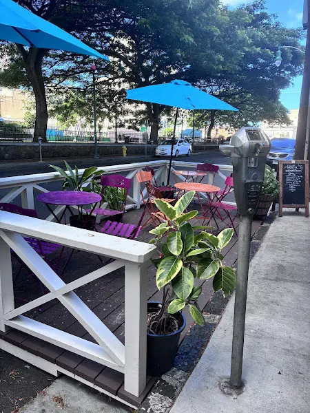 Ocean side bakery — breakfast spots in Honolulu
