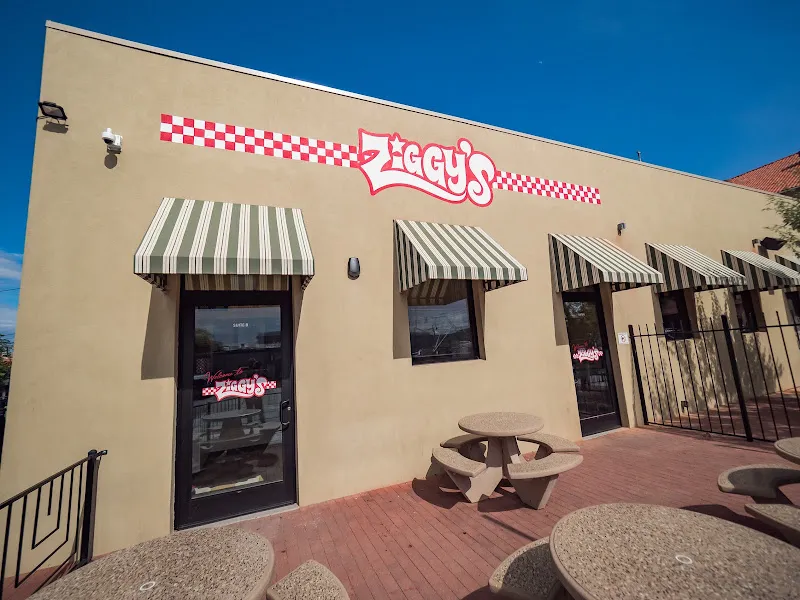 Ziggys Magic Pizza Shop — pizza restaurant in Phoenix