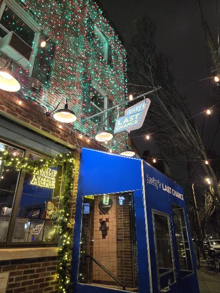 Lucky's Last Chance - Queen Village — burger restaurant in Philadelphia