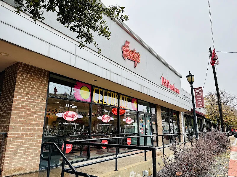 Hunky's Old Fashioned Hamburgers - Cedar Springs — burger restaurant in Dallas
