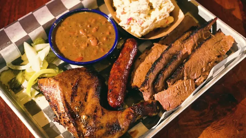 Lone Star Cafe — burger restaurant in San Antonio