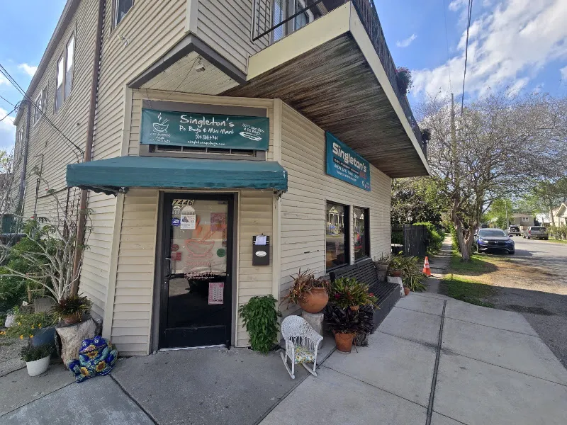Singleton's Mini Mart — takeout restaurant in New Orleans