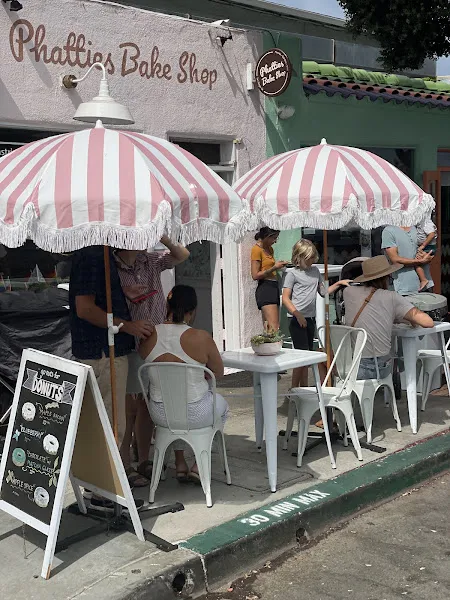 Phatties Bake Shop — vegan restaurant in San Diego