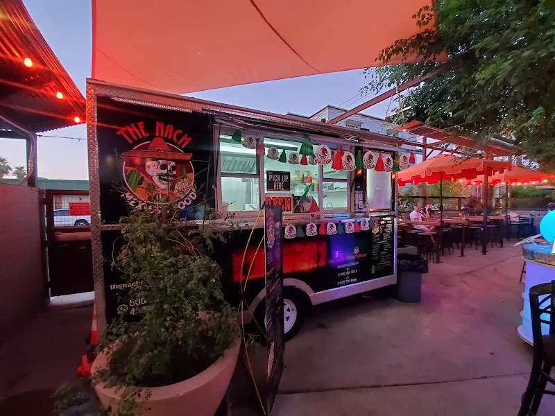 The Nach — dog-friendly restaurants in Phoenix