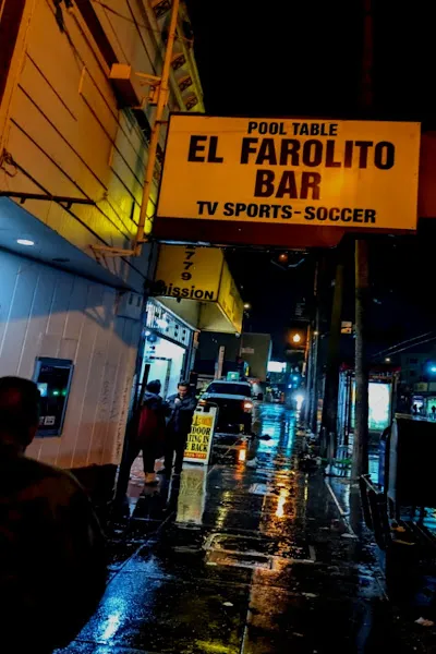 El Farolito Bar