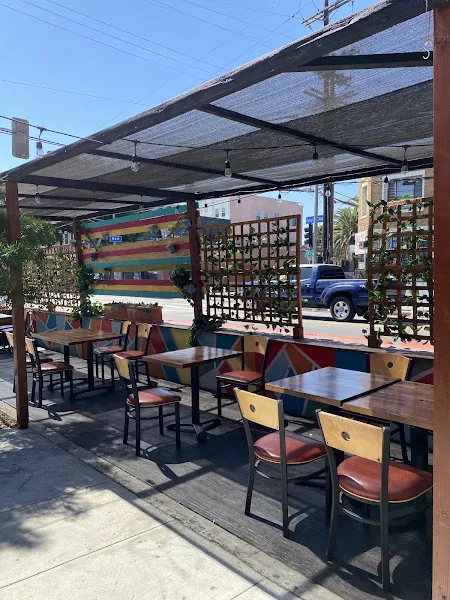 Macheen — dog-friendly restaurant in Los Angeles