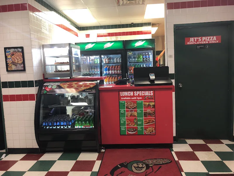 Jet's Pizza — delivery restaurant in Detroit