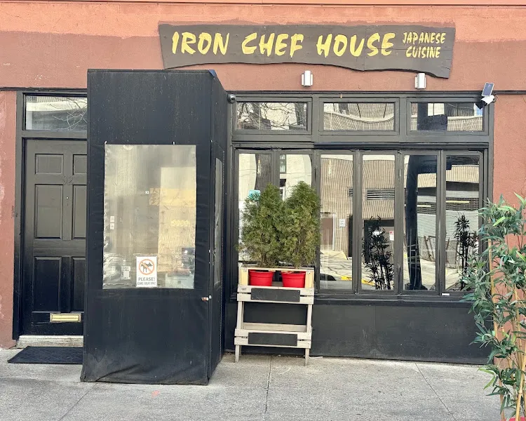 Iron Chef House — sushi restaurant in Brooklyn