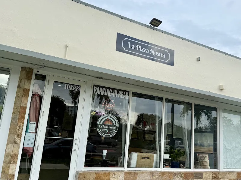 La Pizza Nostra — takeout restaurant in Miami