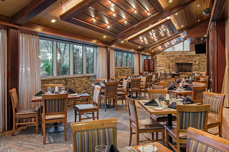 McCormick & Schmick's Seafood & Steaks — steak restaurant in Atlanta