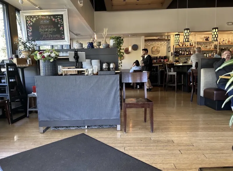 Lucca — pizza restaurant in Portland