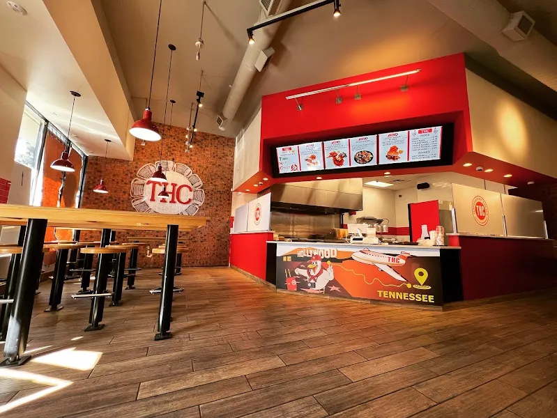 Tennessee Hot Chicken THC — dog-friendly restaurants in Los Angeles
