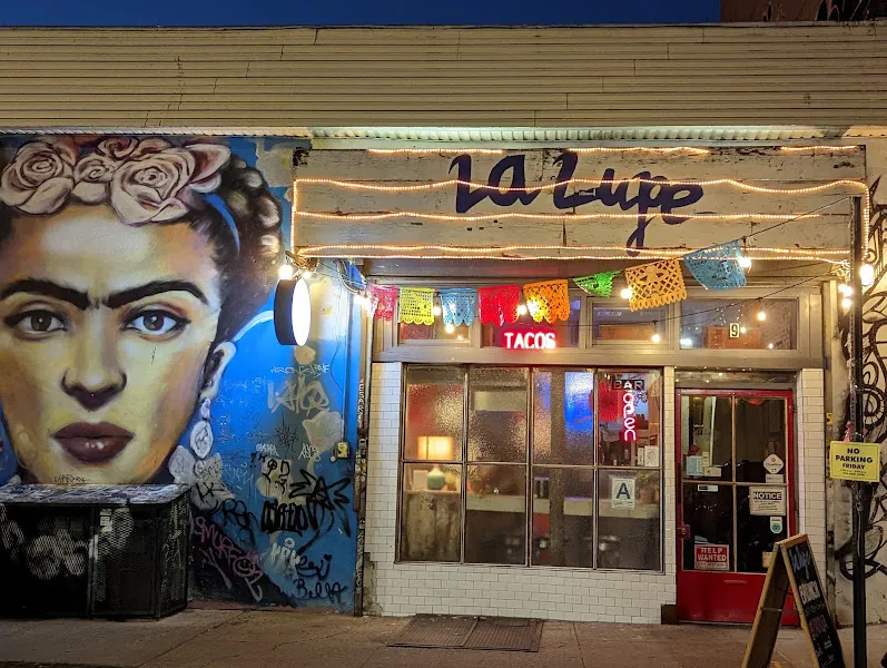La Lupe Cantina — tacos restaurant in Brooklyn