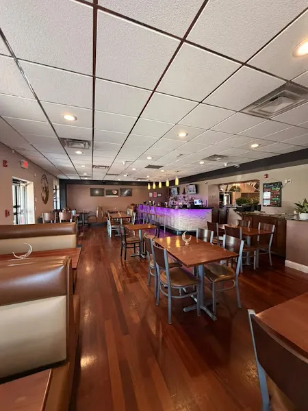 Luna's Italian & Latin Cuisine Restaurant — breakfast spots in Boston