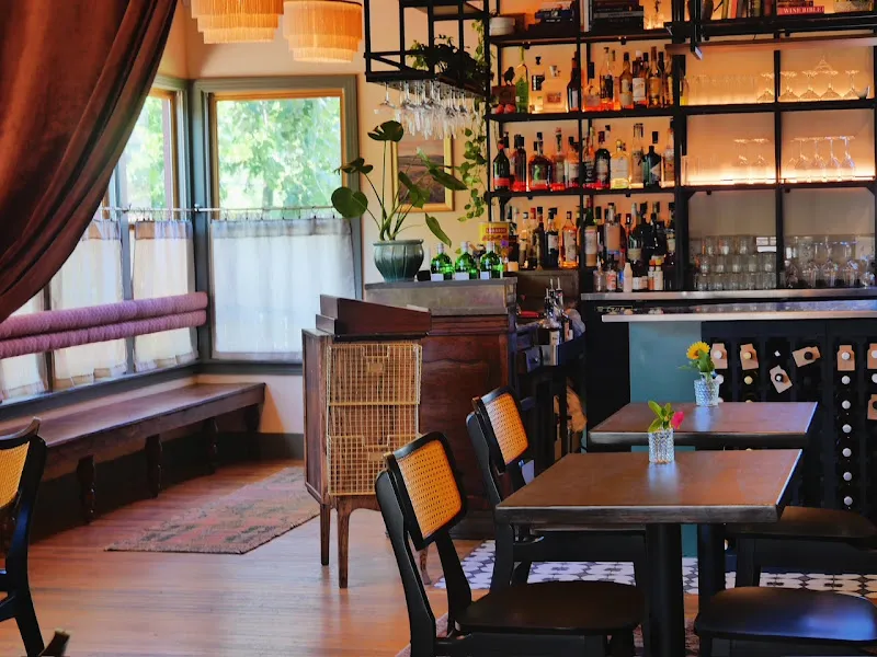 Poeta — italian restaurant in Austin