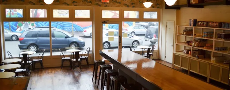 Lincoln Station — burger restaurant in Brooklyn